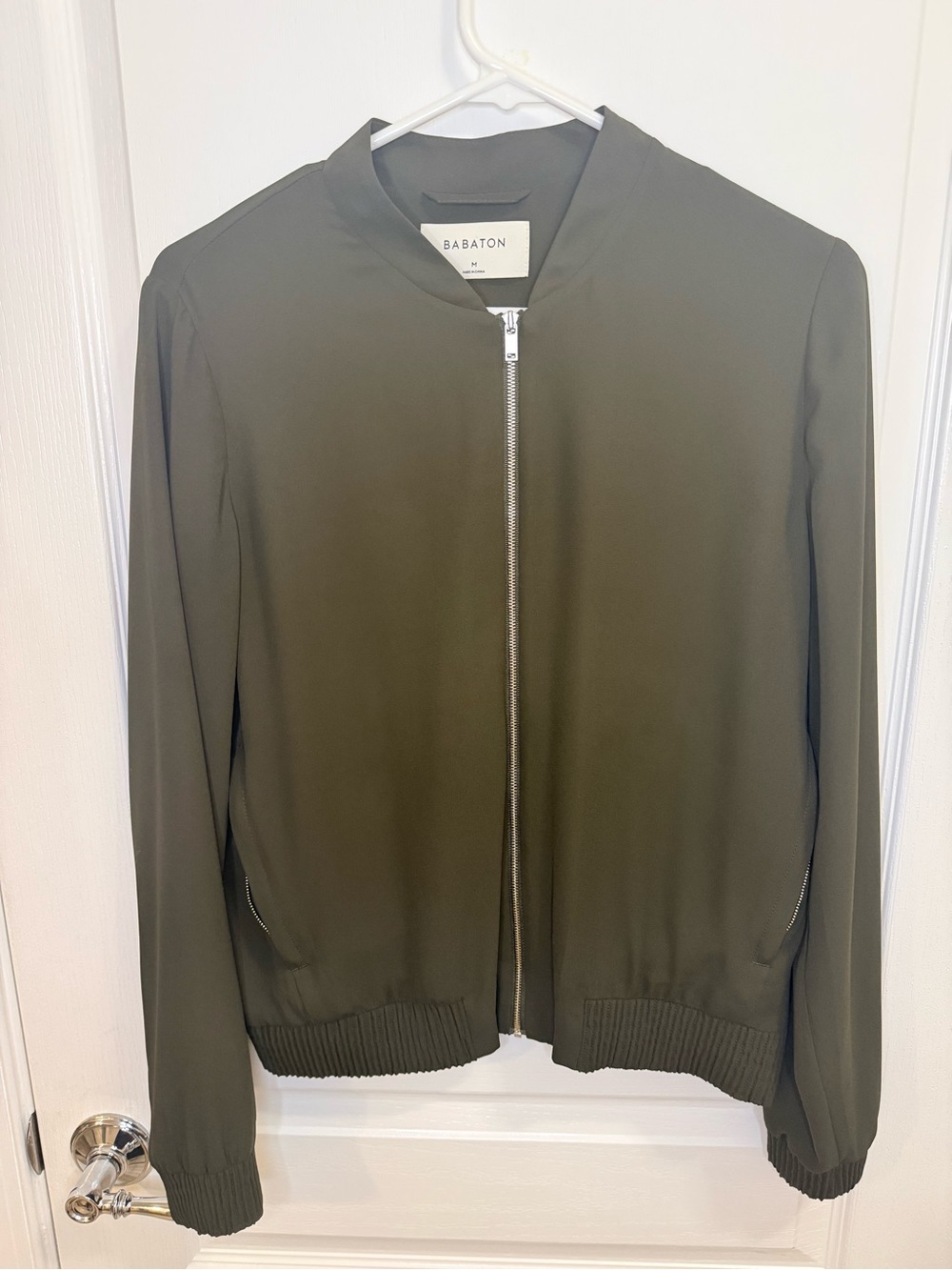 Babaton Aritzia Gilroy Bomber Jacket Black Lightweight Zip Up NWOT - Medium